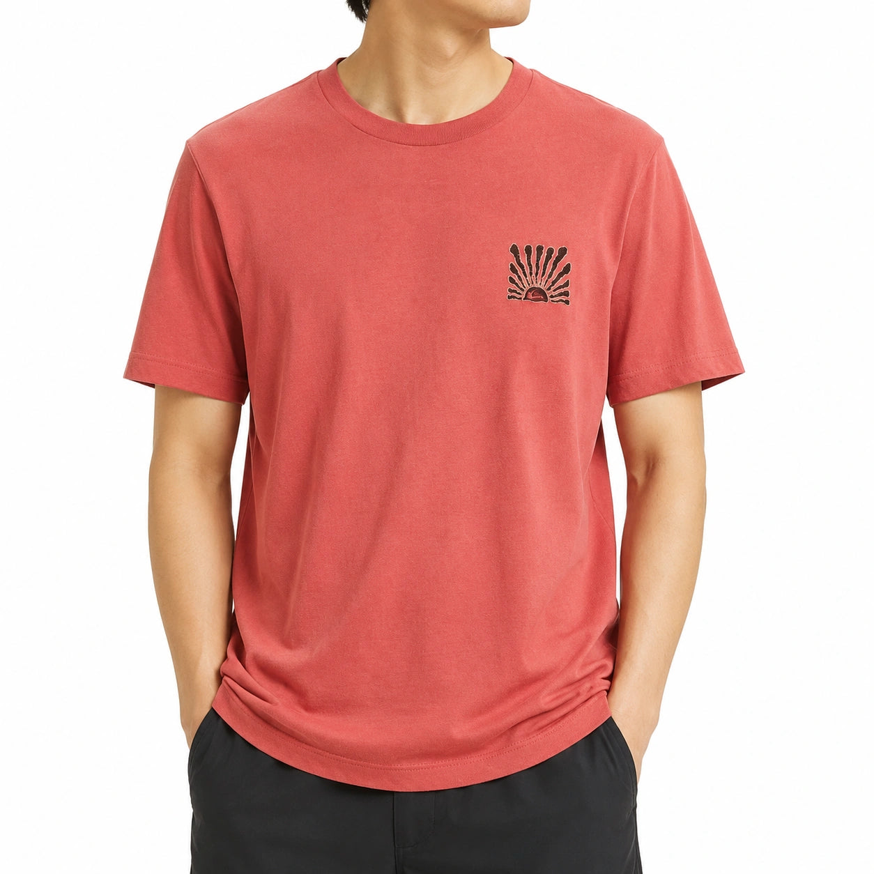 T-shirt uomo M in cotone rosso mattone con ricamo sole - vestibilità regolare